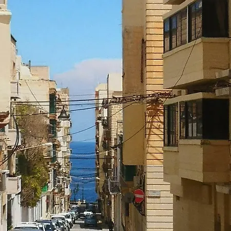 Sea View Victoria Apartment *